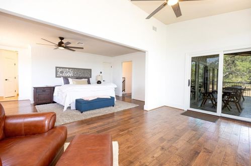 3005 Brass Buttons Trl, Austin TX 78734-2401 exterior