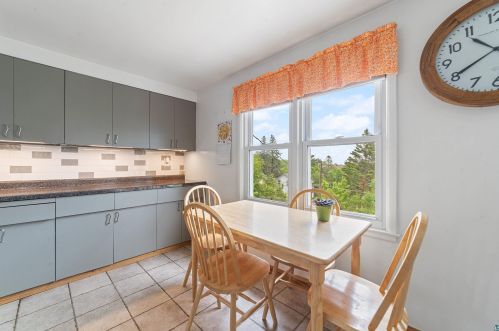 1536 Fern Ave, Duluth MN 55805-1133 exterior