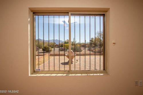 7437 Casablanca Dr, Tucson AZ 85704-1315 exterior