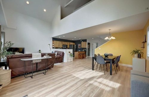 905 Hadley St, Milwaukee WI 53212-2611 exterior