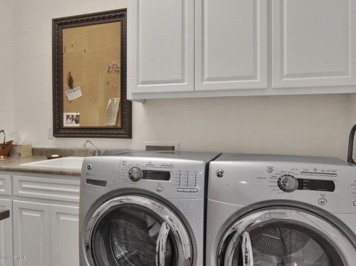 5108 34 Pl, Phoenix AZ 85018-1543 exterior