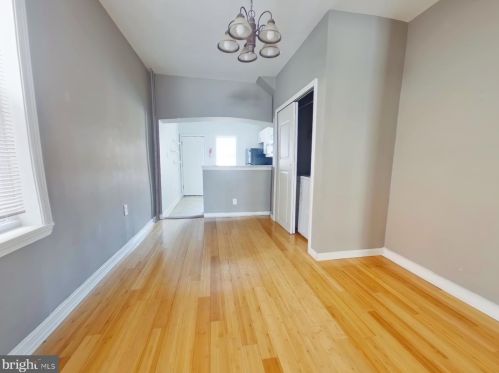 1325 19 St, Philadelphia PA 19146-4614 exterior