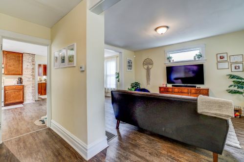 945 County St, Waukegan IL 60085-4001 exterior