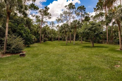 3770 25 Ave, Naples FL 34120-4367 exterior