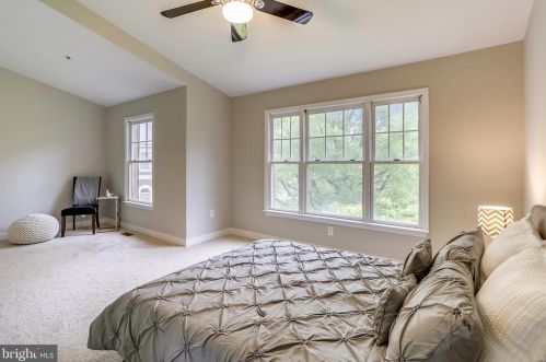 10946 Rocky Mount Way, Silver Spring MD 20902-3687 exterior