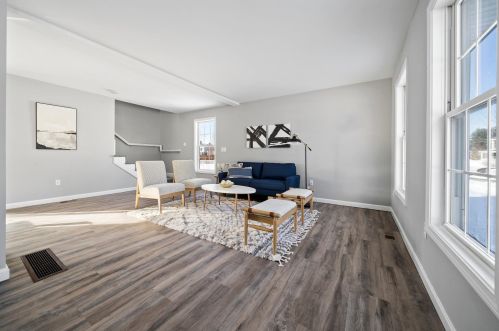 3 Amy Way, Concord NH 03303-1045 exterior