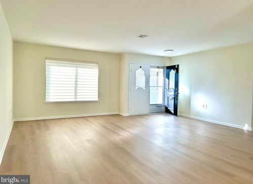 3309 Solomons Ct, Silver Spring, MD 20906-1320