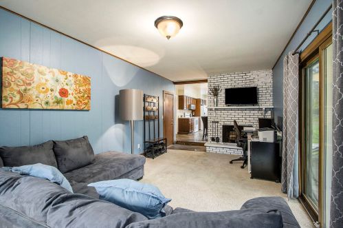 223 Barberry Ave, Kalamazoo MI 49002-6205 exterior