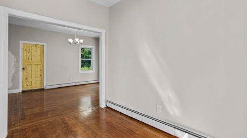 107 Bernon St, Providence RI  02908-3721 exterior