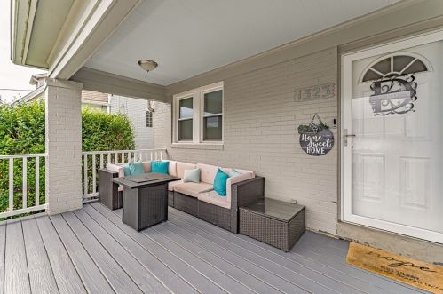 1323 Bellaire Pl, Pittsburgh PA  15226-1829 exterior