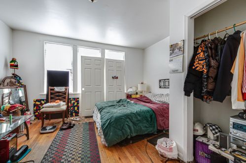 7448 Kenwood Ave, Chicago IL 60619-1427 exterior