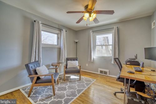 2109 Belle View Blvd, Alexandria VA 22307-1327 exterior