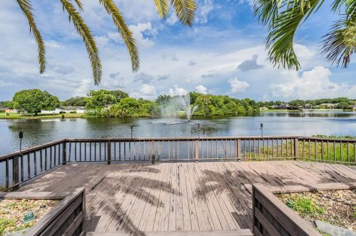 8201 Kirkwood Dr, Tampa FL  33634-2238 exterior