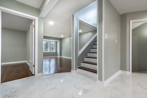 8017 Sacramento Ave, Chicago IL  60652-2732 exterior