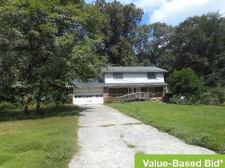 3194 Moss Oak Dr, Atlanta, GA 30340-1321