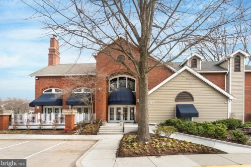 10717 Hampton Mill Ter, Rockville MD  20852-5455 exterior