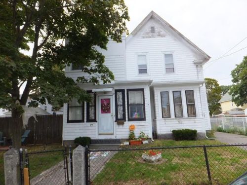 17 Trafford St, Quincy, MA 02169-7608