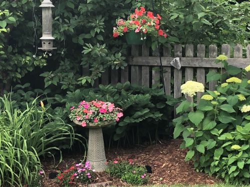 7609 Bell Rd, Milwaukee WI exterior