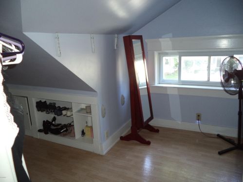 2265 Harrison Ave, Meskegon MI 49441-1325 exterior