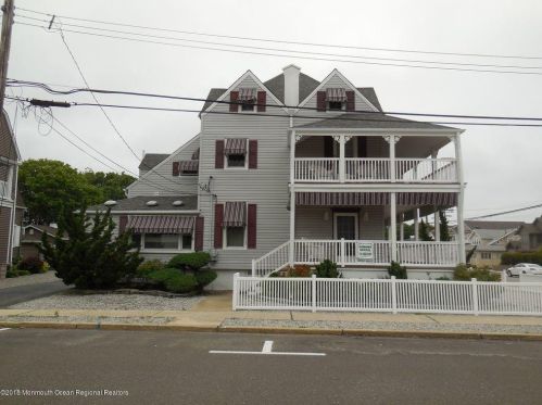 100 New Jersey Ave, Point Pleasant Beach NJ  08742-3324 exterior