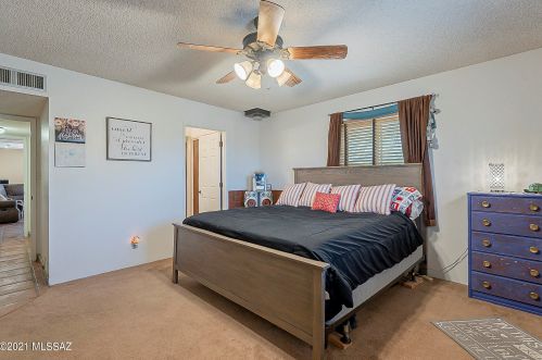 5960 Escondido Ln, Tucson AZ 85704-2815 exterior