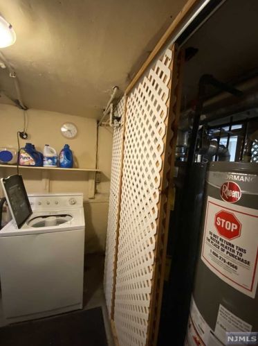 112 Summit Ave, Outwater NJ 07026-2813 exterior