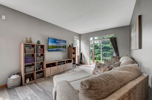 711 Providence Dr, Prior Lake MN 55379-4457 exterior