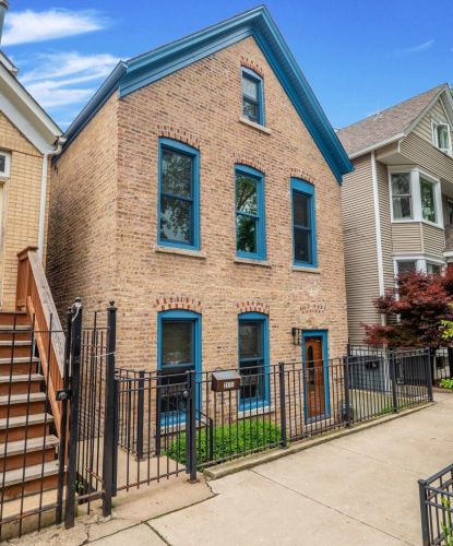 2110 Hoyne Ave, Chicago IL  60647-3308 exterior