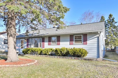 2716 Florida Ave, Waukegan IL 60087-4536 exterior