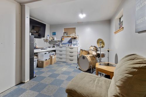 2809 Chestnut Dr, Bull Valley IL 60097-8542 exterior