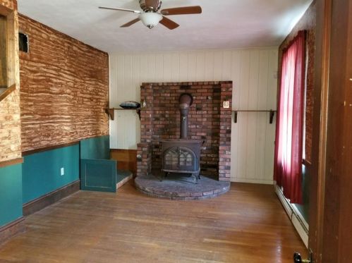 130 Broad St, Woonsocket RI 02895-6363 exterior