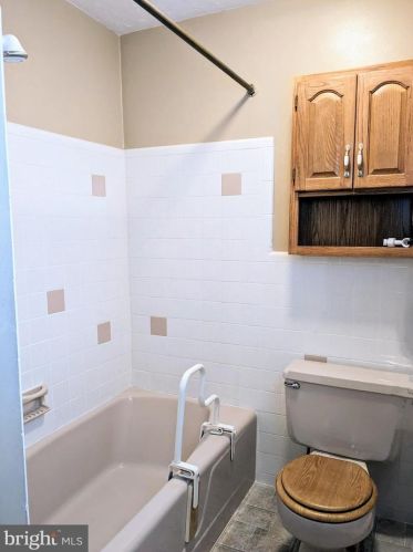 111 Cooke Ave, Manor PA 19036-1403 exterior