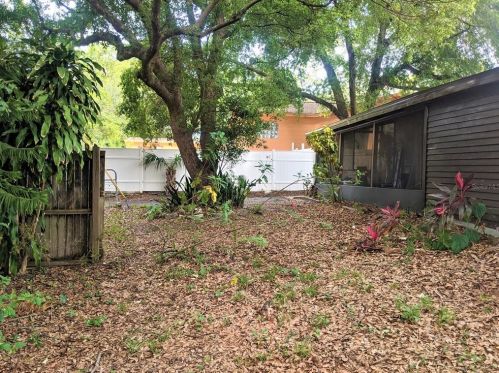 4502 Yukon St, Tampa FL 33617-5956 exterior