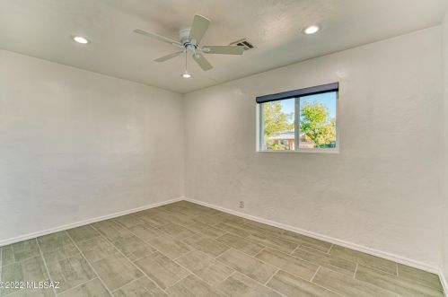 6409 Calle Cappela, Tucson AZ 85710-5607 exterior