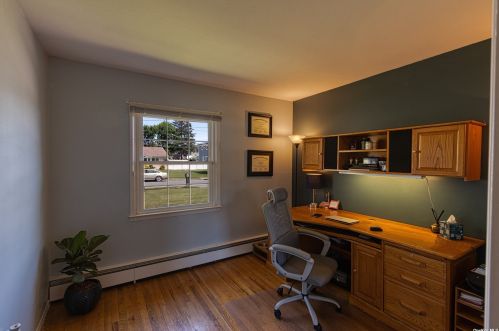 448 8th St, Bohemia NY  11716-1332 exterior