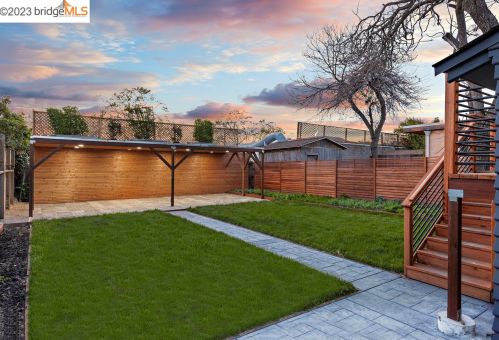 1334 Kains, Berkeley CA 94702-1016 exterior