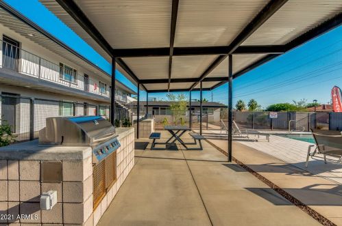 1707 18th St, Phoenix AZ 85022-3353 exterior