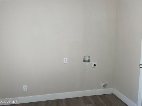 8816 1st St, Phoenix AZ  85020-2802 exterior