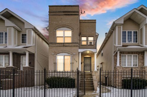 7219 Vincennes Ave, Chicago IL  60621-3517 exterior