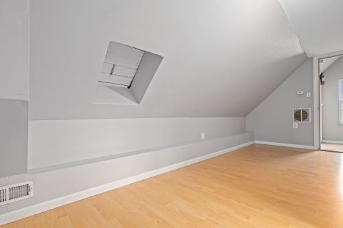 2710 Lawndale Ave, Chicago IL 60655-3312 exterior