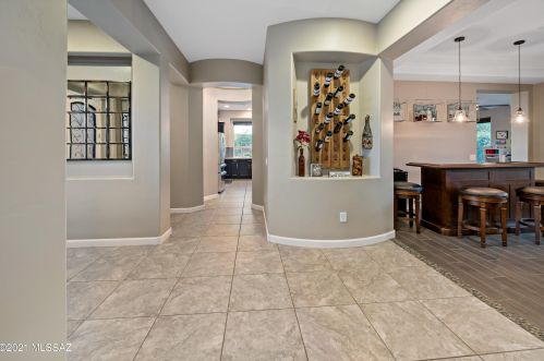 8499 National Dr, Tucson AZ 85742-8526 exterior