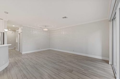 4220 5 Ave, Boca Raton FL 33431-4659 exterior