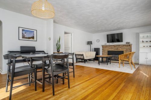 2318 Frederick Ave, Kalamazoo MI  49008-1625 exterior