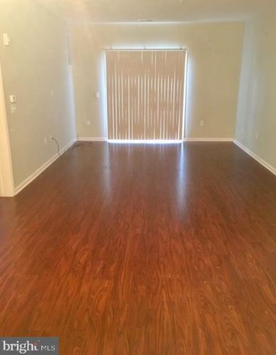 1416 Sierra Dr, Trenton NJ  08619-2071 exterior