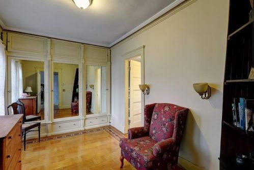 172 Pond St, Woonsocket RI  02895-2007 exterior