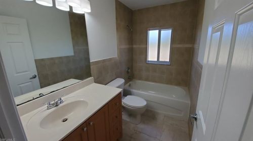 3320 58 Ave, Naples FL 34120-2569 exterior