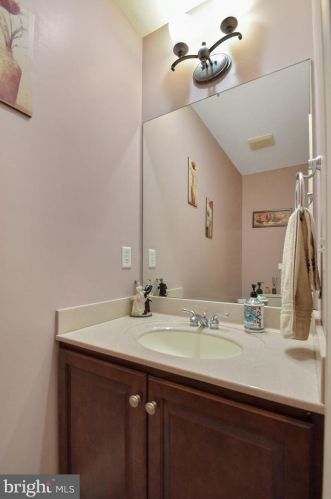 2471 Raleigh Rd, Hummelstown PA 17036-7078 exterior