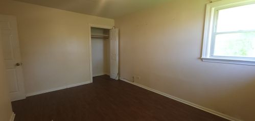 1724 Lyons Ct, Waukegan IL exterior