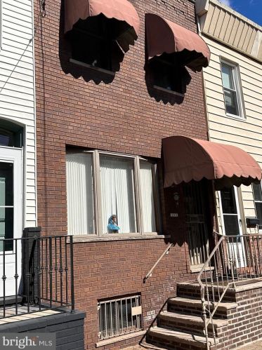 809 Greenwich St, Philadelphia PA  19147-6408 exterior