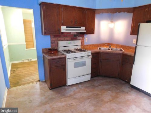 935 Maple Ave, Roebling NJ 08554-1808 exterior